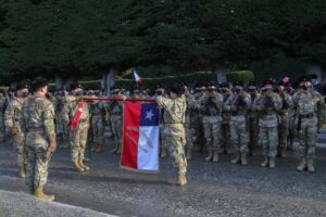 Cerca de 400 efectivos de la V División de Ejército participaron en tradicional Juramento a la Bandera