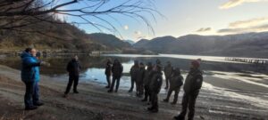 Capacitan a guardaparques de Conaf ante amenaza del castor