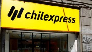 Chilexpress se querella contra trabajadora que se habría apropiado de dinero y encomiendas
