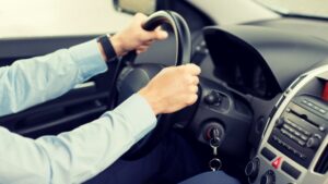 Condenan a colectivero por abusar de pasajera