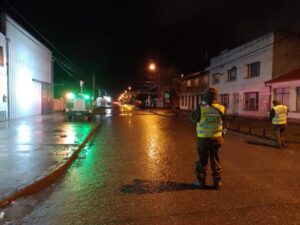 Hombre que fue atropellado durante la madrugada se encuentra en riesgo vital