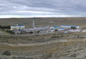 Estado se querella por fraude al fisco y soborno en contrato de ENAP