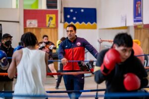 Con la presencia de Miguel “El Ogro” Véliz vuelve el boxeo a Magallanes