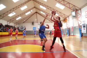 Basquetbolistas recurren a la justicia tras ser sancionadas en campeonato