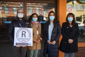 Entregan sellos ‘R’ para identificar servicios turísticos formales
