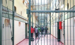 Seremi de Salud impone multa de 3 UTM por infracción a normas higiénicas en la cárcel