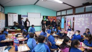 Docentes de otras regiones conocieron programa de inglés aplicado en Natales
