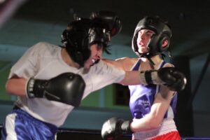 Con nueve combates amateurs se prepara velada boxeril en Liceo María Behety