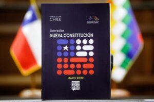 Estudios indican cómo quieren los chilenos que sea la nueva Constitución