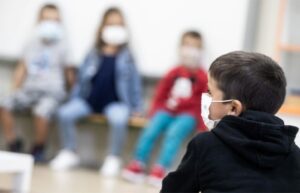 Mineduc informa actualización del protocolo sanitario para establecimientos educacionales