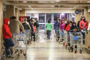 Economía: anuncian difícil escenario para sectores vulnerables