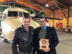 Presentaron libro “Primeros en los cielos de la patria: Aviación militar de Chile”