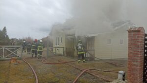 Vecino quedó damnificado tras incendio de su vivienda