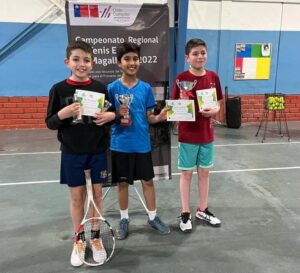Con los ganadores en cada categoría finalizó el Campeonato Regional de Tenis Escolar 2022