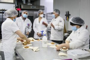 Salud ha fiscalizado más de 100 locales de comida: ningún sumario