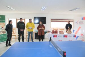Donan implementos deportivos a personas privadas de libertad
