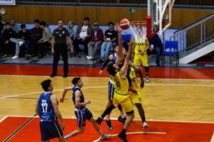 El Campanil gritó campeón en Magallanes: Universidad de Concepción ganó la Súper Copa al derrotar 107-88 a Puerto Varas
