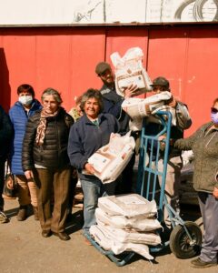 Entregan fertilizantes para agricultores