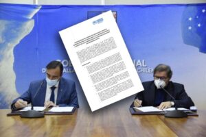 Contraloría dictaminó que convenio de refugiados firmado por gobernador de Magallanes “es irregular y no se ajusta a derecho”