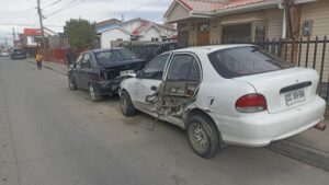 Camión recolector de residuos arrasó con tres autos