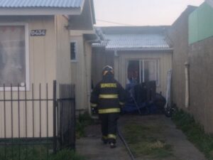 Hombre sufrió quemaduras al apagar incendio de su vivienda