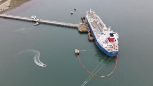 Exitoso ejercicio de simulacro de derrame de diésel en muelle de Cabo Negro