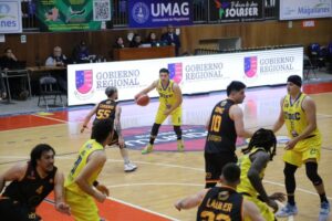 U de Conce dio clase de básquetbol y hoy enfrenta a Puerto Varas que se devoró a Los Leones