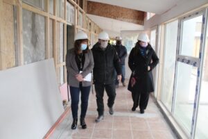 Destacan avances de obras de conservación en jardín natalino