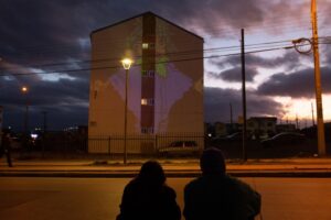 Con proyecciones artísticas se realizó “Arte en tu Barrio” en Condominio Archipiélago