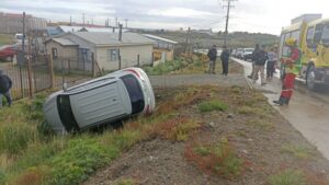 Ileso salvó conductor que volcó mientras conducía en estado de ebriedad