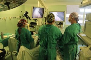 Hospital Clínico se enfoca en disminuir listas de espera debido a exponencial aumento por pandemia