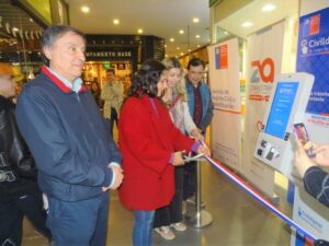 Moderno tótem de Zona Franca permitirá hacer trámites con autoatención