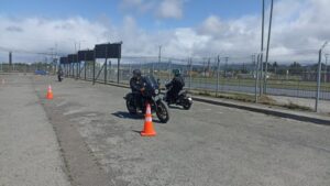 En Zona Franca se vivió una nueva clínica de conducción de motos