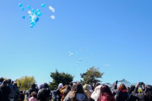 Añoranzas y dolores se elevaron al cielo en parques Cruz de Froward y Punta Arenas
