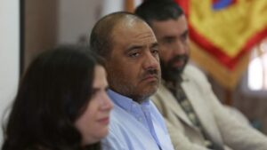 Lo que hay que saber del ministro Marco Antonio Ávila y la crisis que enfrenta por la deserción y violencia escolar