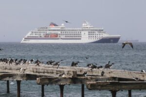 Intensa jornada de cruceros: uno recala en Punta Arenas y cuatro en Williams