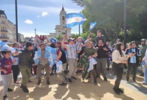 Argentinos en Punta Arenas celebraron su tercera Copa del Mundo