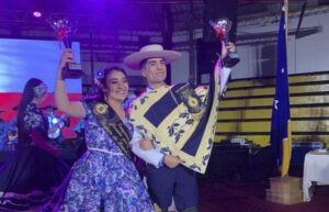 Campeones regionales de “Jóvenes por la cueca” invitan a un cuecazo para financiar su viaje al Nacional