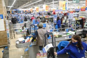 Conozca los horarios de los centros comerciales