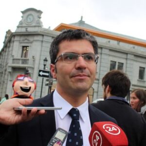 Abogados magallánicos critican falta de acuerdos entre Gobierno y Senado para designar nuevo fiscal nacional