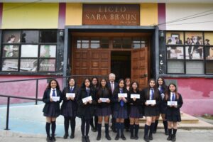 Fundación Sara Braun hizo entrega de estímulos académicos a estudiantes del Liceo Polivalente
