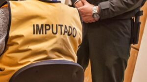Sujetos dañan casa y amenazan a vecina