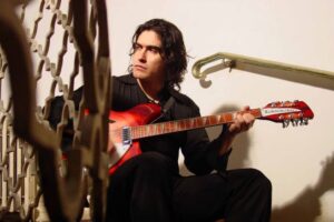 Daniel Guerrero llega hoy al Dreams para una noche de nostalgia noventera