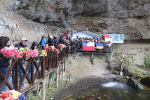 Cerca de 900 devotos venerarán mañana a la Virgen de Montserrat