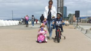 Magallánicos realizaron deportes al aire libre en la primera jornada del año de “La Costanera es Tuya”