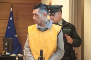 Extienden detención de sujeto con amplio prontuario sorprendido con arma de fuego en vía pública