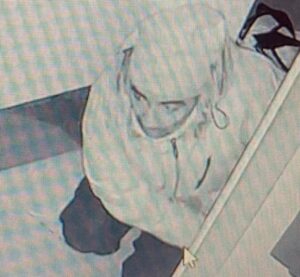 Ladrones de millonario robo a Distribuidora Oviedo continúan fugados