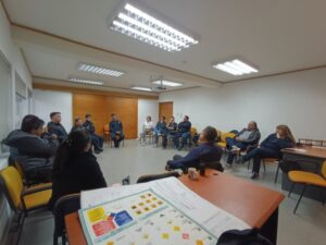 Realizan taller en crisis sicológica para apoyar a bomberos que participaron de trágico incendio con cuatro fallecidos