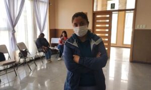 Vecinos se organizan para ayudar a familia que perdió todo en incendio