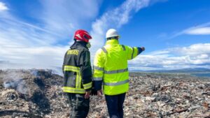 Iniciarán labores para extinción de incendio en vertedero de Natales